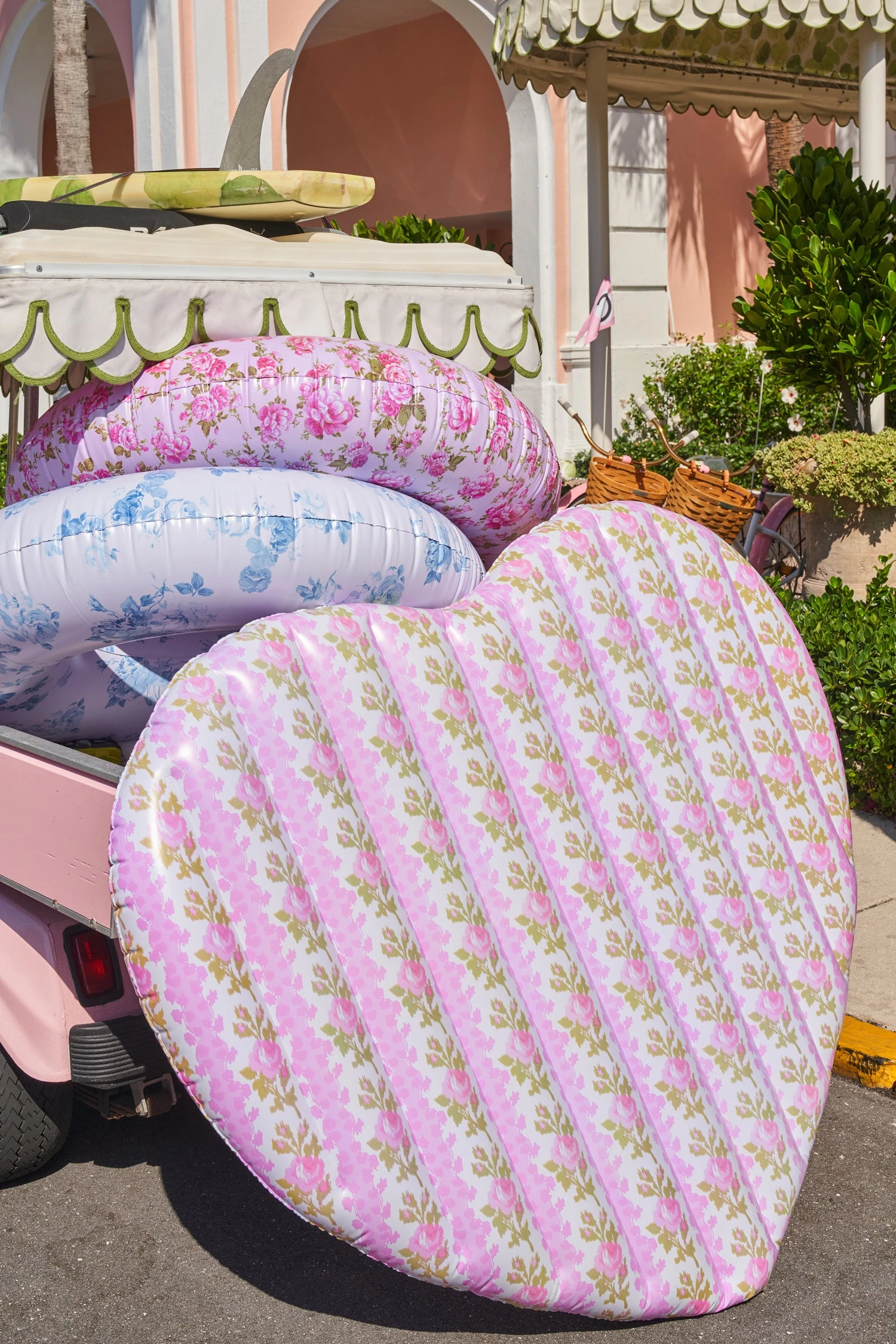 LSF Blooming Heirloom Heart Float New Arrivals 1 LSF Blooming Heirloom Heart Float New Arrivals