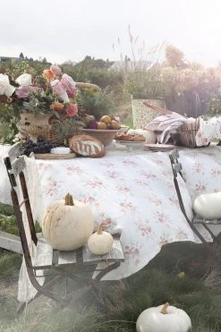 LoveShackFancy Linen Tablecloth - NATURAL CREAM